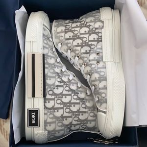 DIOR B23 HIGH-TOP SNEAKER